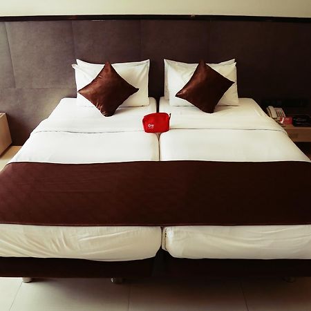 โรงแรมซิโรนา ปูเน่ ภายนอก รูปภาพ